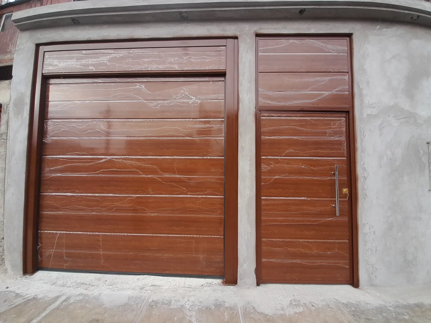 Proyecto de puerta corrediza industrial